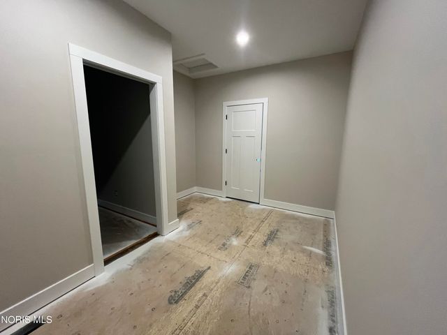 9510 Rockingham Drive, Whitehouse, OH 43571