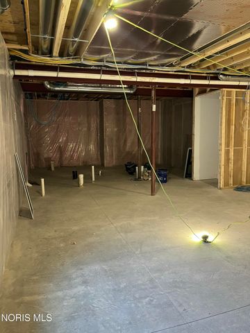 9510 Rockingham Drive, Whitehouse, OH 43571