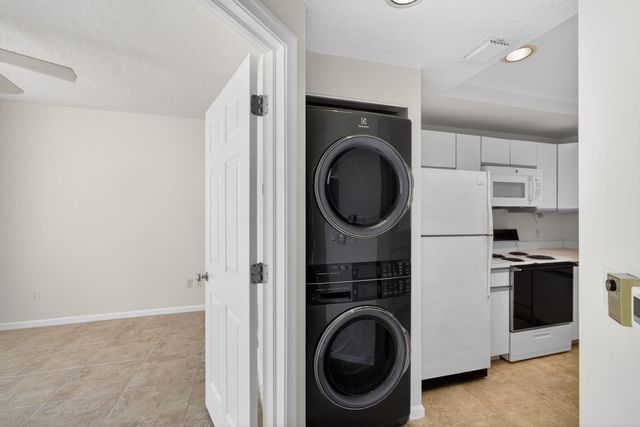 101 Muirfield Court 101d, Jupiter, FL 33458