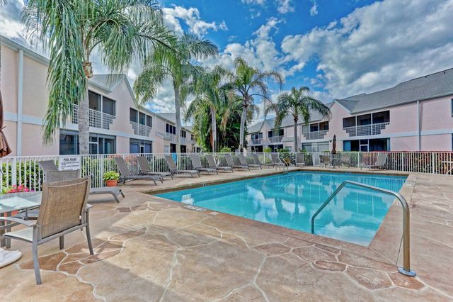 101 Muirfield Court 101d, Jupiter, FL 33458