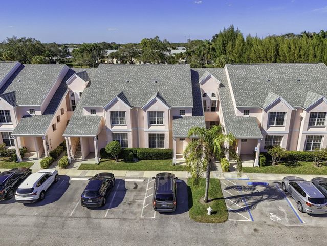 101 Muirfield Court 101d, Jupiter, FL 33458