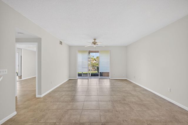 101 Muirfield Court 101d, Jupiter, FL 33458