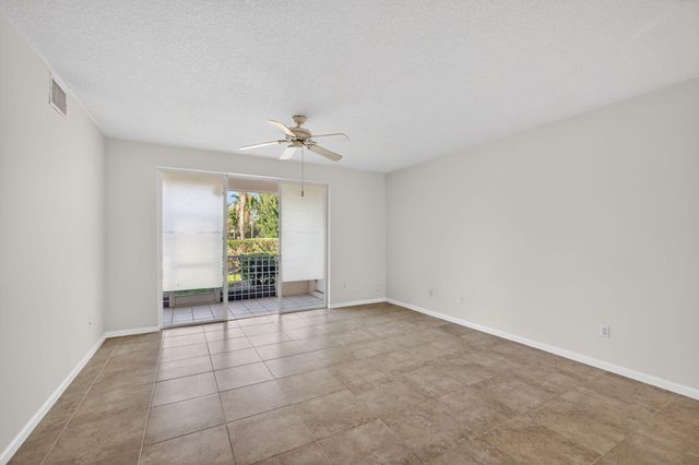 101 Muirfield Court 101d, Jupiter, FL 33458
