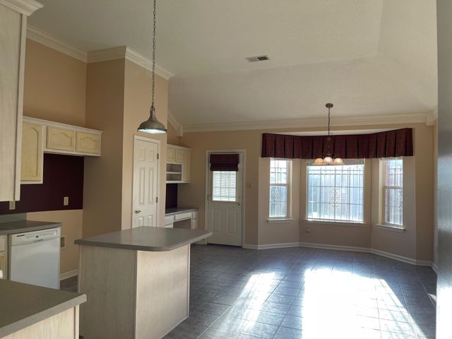 4759 PAINTED OAK CV, Memphis, TN 38116