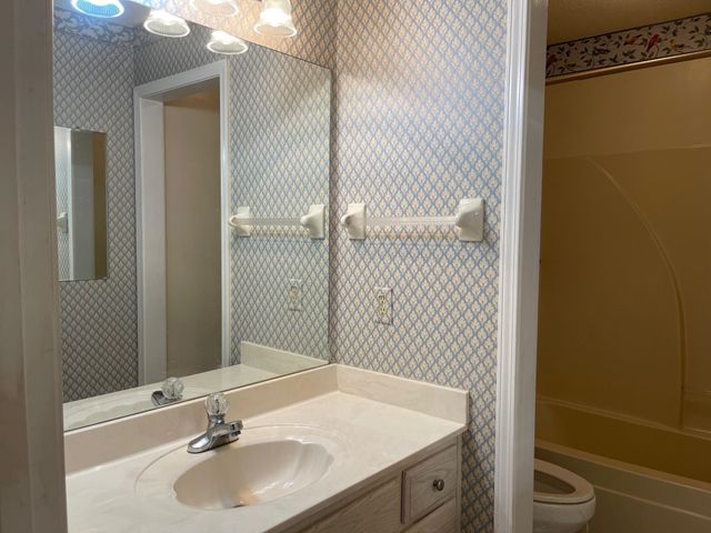 4759 PAINTED OAK CV, Memphis, TN 38116