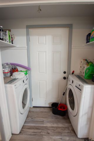 2761 Oak Trail Shores Dr, Chandler, TX 75758