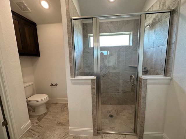 418 S 2nd Street, Krum, TX 76249