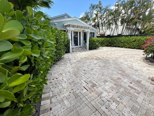 1216 SE 1st Street, Fort Lauderdale, FL 33301