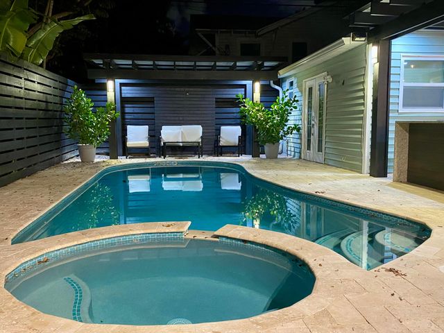 1216 SE 1st Street, Fort Lauderdale, FL 33301