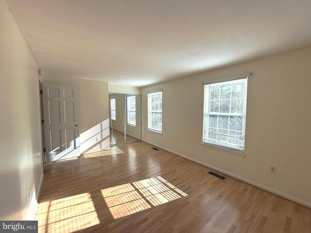 11 WIMBLEDON CT, Silver Spring, MD 20906