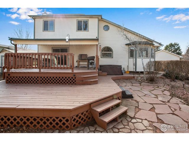 2302 42nd Ave Ct, Greeley, CO 80634