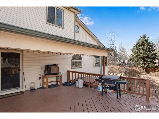2302 42nd Ave Ct, Greeley, CO 80634