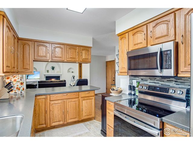 2302 42nd Ave Ct, Greeley, CO 80634