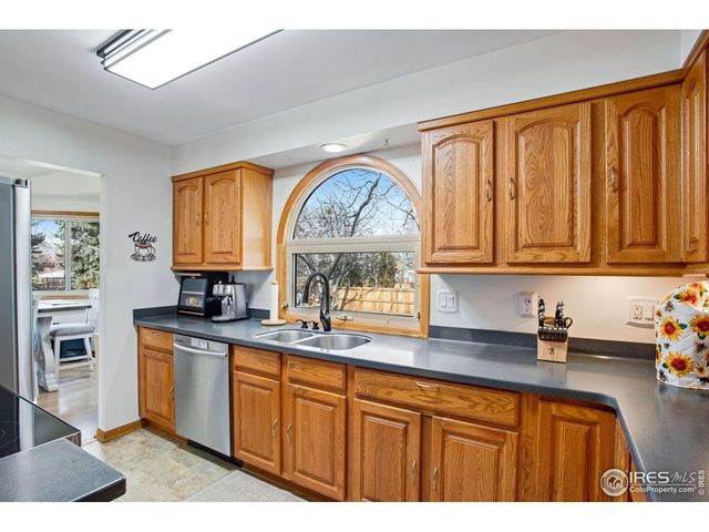 2302 42nd Ave Ct, Greeley, CO 80634