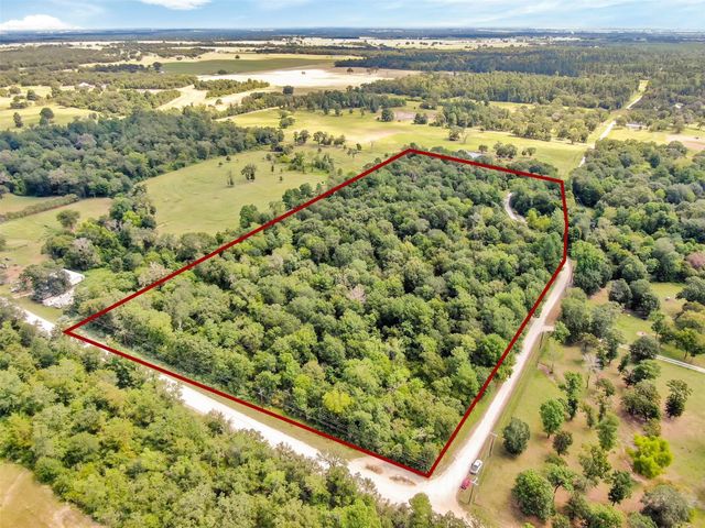 8441 Wood Lane Lane, Madisonville, TX 77864