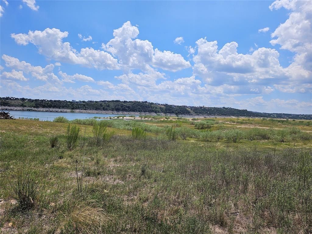 2913 Constitution SQ, Lago Vista, TX 78645