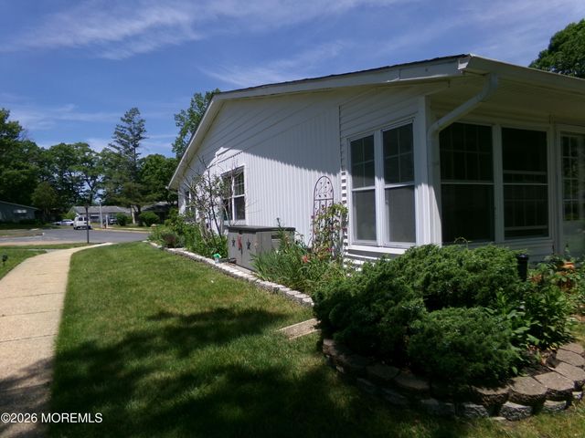 477A Dartmoor Court A, Lakewood, NJ 08701