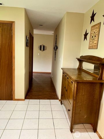 1369 State Route 6, Chehalis, WA 98532