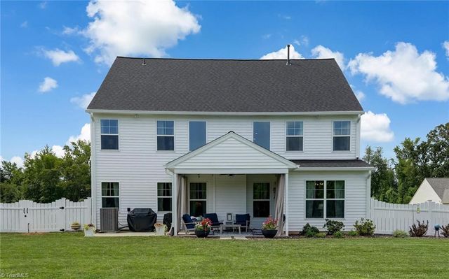 3541 Wesley Point Drive, Browns Summit, NC 27214