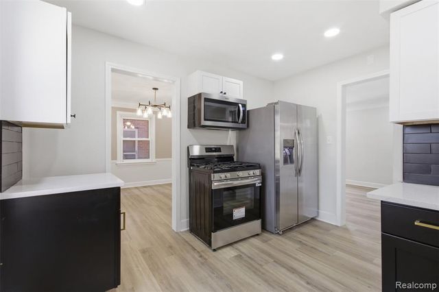 4384 Grayton Street, Detroit, MI 48224