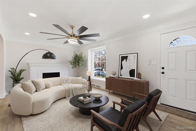 4384 Grayton Street, Detroit, MI 48224