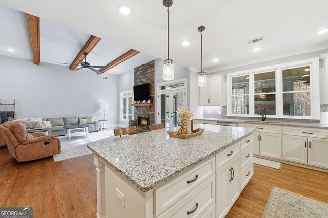 227 Wilshire Terrace, White, GA 30184