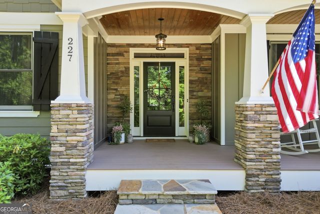 227 Wilshire Terrace, White, GA 30184