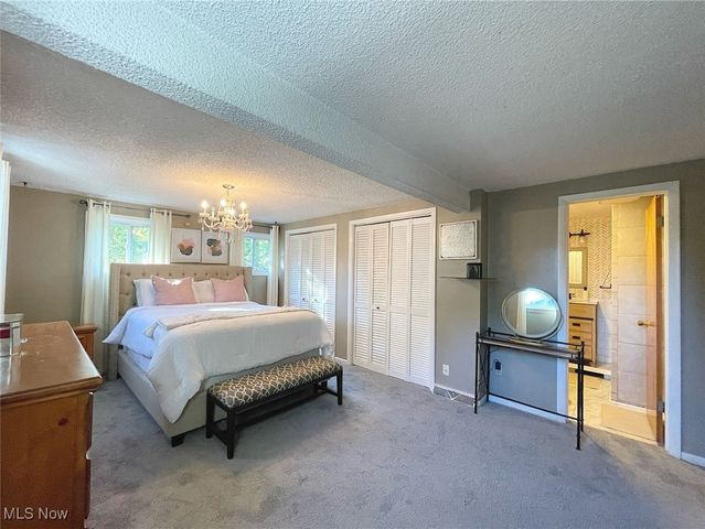 284 Kenilworth Drive, Akron, OH 44313