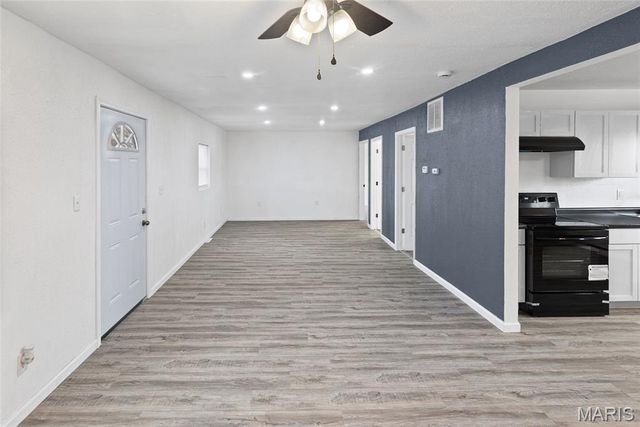 2 Eastgate Drive, Pontoon Beach, IL 62040