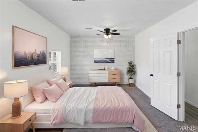 2 Eastgate Drive, Pontoon Beach, IL 62040