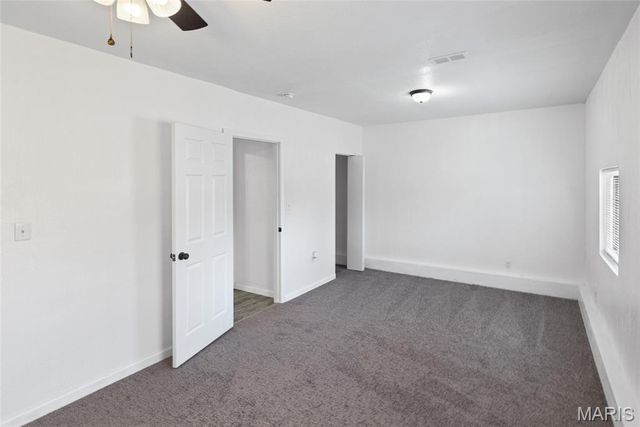 2 Eastgate Drive, Pontoon Beach, IL 62040