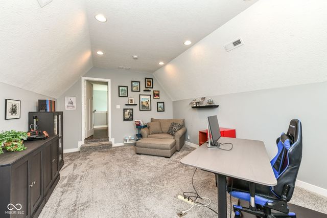 15633 Wellsprings Place, Fishers, IN 46037