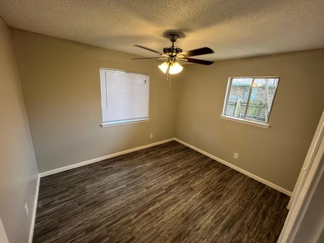8902 Little Walnut PKWY A, Austin, TX 78758