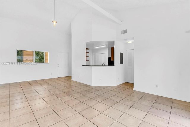 3449 NW 44th Street 205, Oakland Park, FL 33309