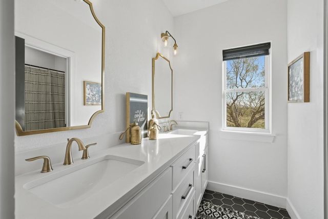 136 Mistletoe Ridge, Lawn, TX 79530