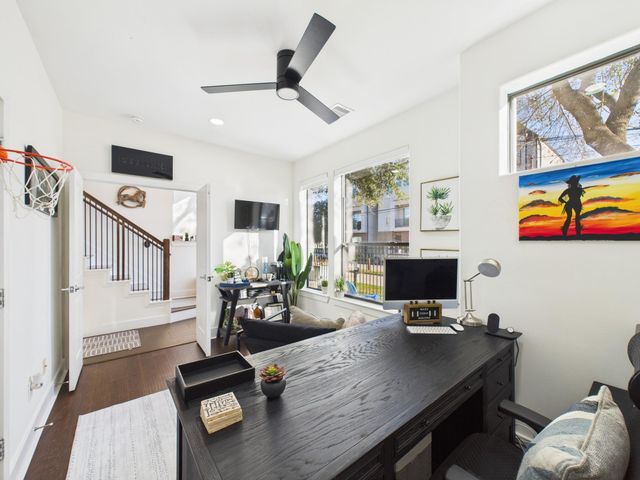 1404 Spring Street A, Houston, TX 77007