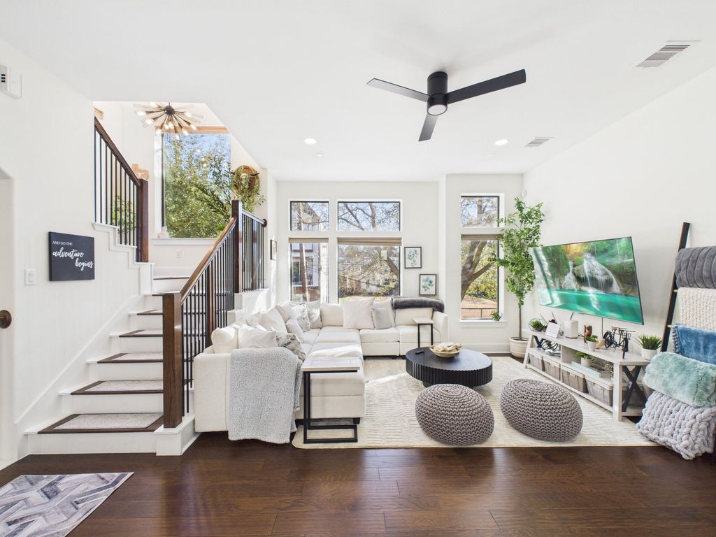 1404 Spring Street A, Houston, TX 77007