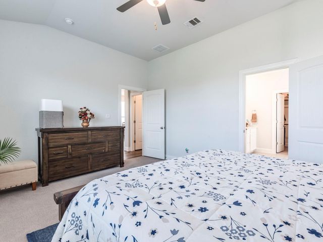 142 Mount Locke RD, Dripping Springs, TX 78620