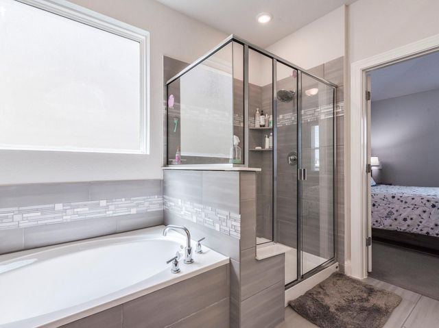 142 Mount Locke RD, Dripping Springs, TX 78620