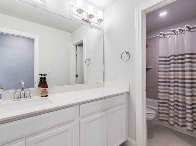 142 Mount Locke RD, Dripping Springs, TX 78620