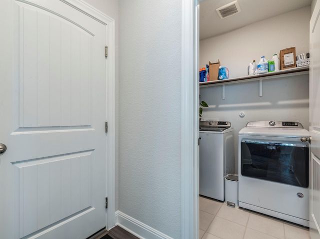 142 Mount Locke RD, Dripping Springs, TX 78620