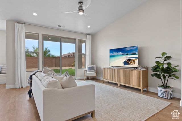 133 W WHITE PEARL DR, Washington, UT 84780