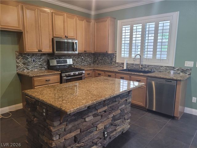 11078 Village Crest Lane, Las Vegas, NV 89135