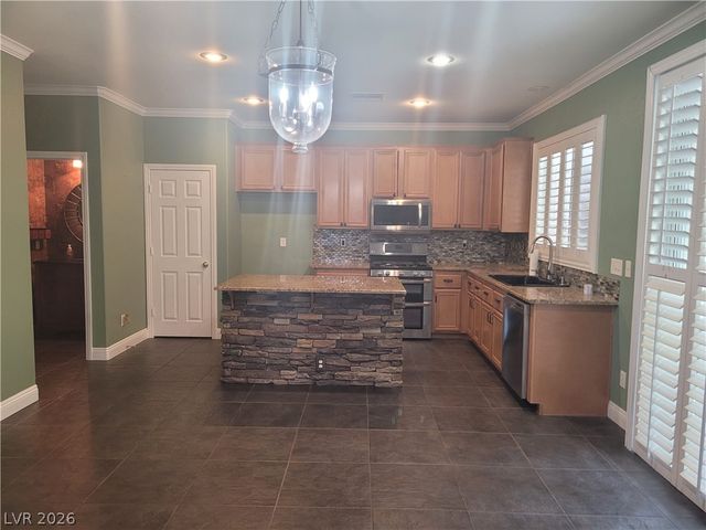 11078 Village Crest Lane, Las Vegas, NV 89135