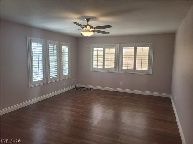 11078 Village Crest Lane, Las Vegas, NV 89135
