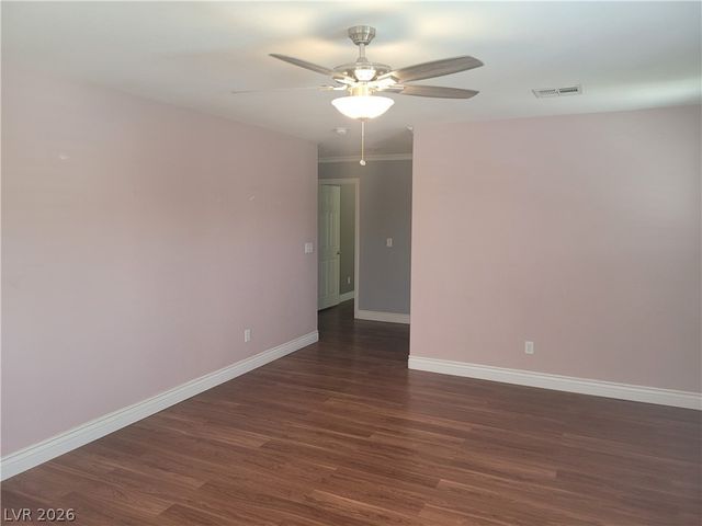11078 Village Crest Lane, Las Vegas, NV 89135