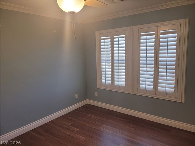 11078 Village Crest Lane, Las Vegas, NV 89135