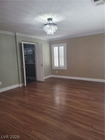 11078 Village Crest Lane, Las Vegas, NV 89135
