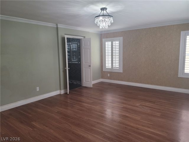 11078 Village Crest Lane, Las Vegas, NV 89135