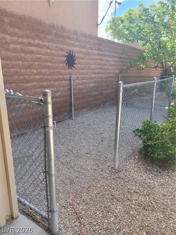 11078 Village Crest Lane, Las Vegas, NV 89135
